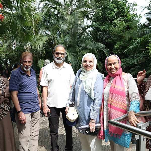 4 seniors pose for a photo