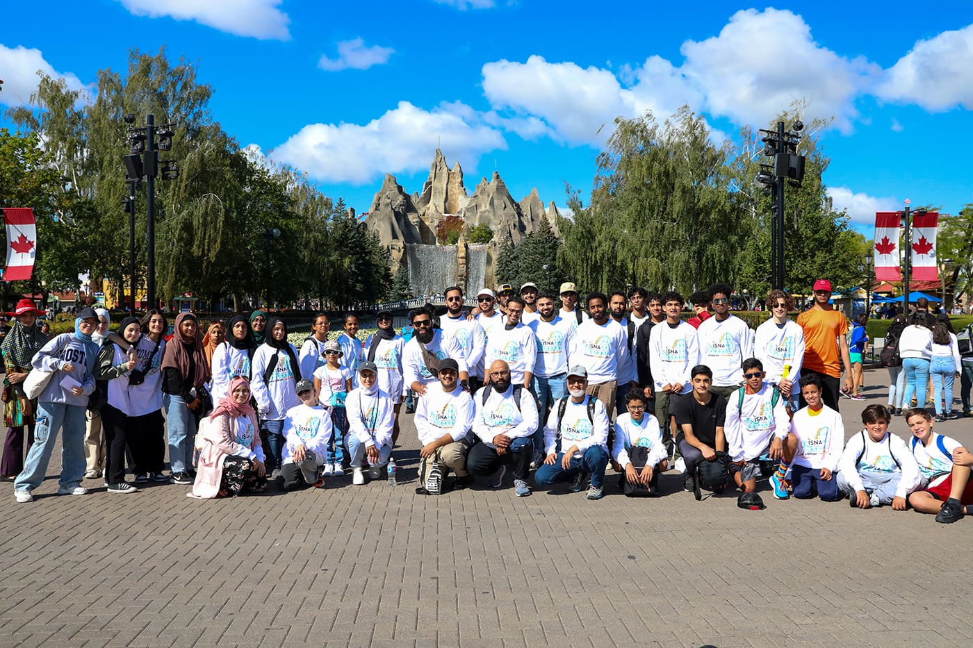 A group of ISNA Canada Volunteers at Canada's Wonderland