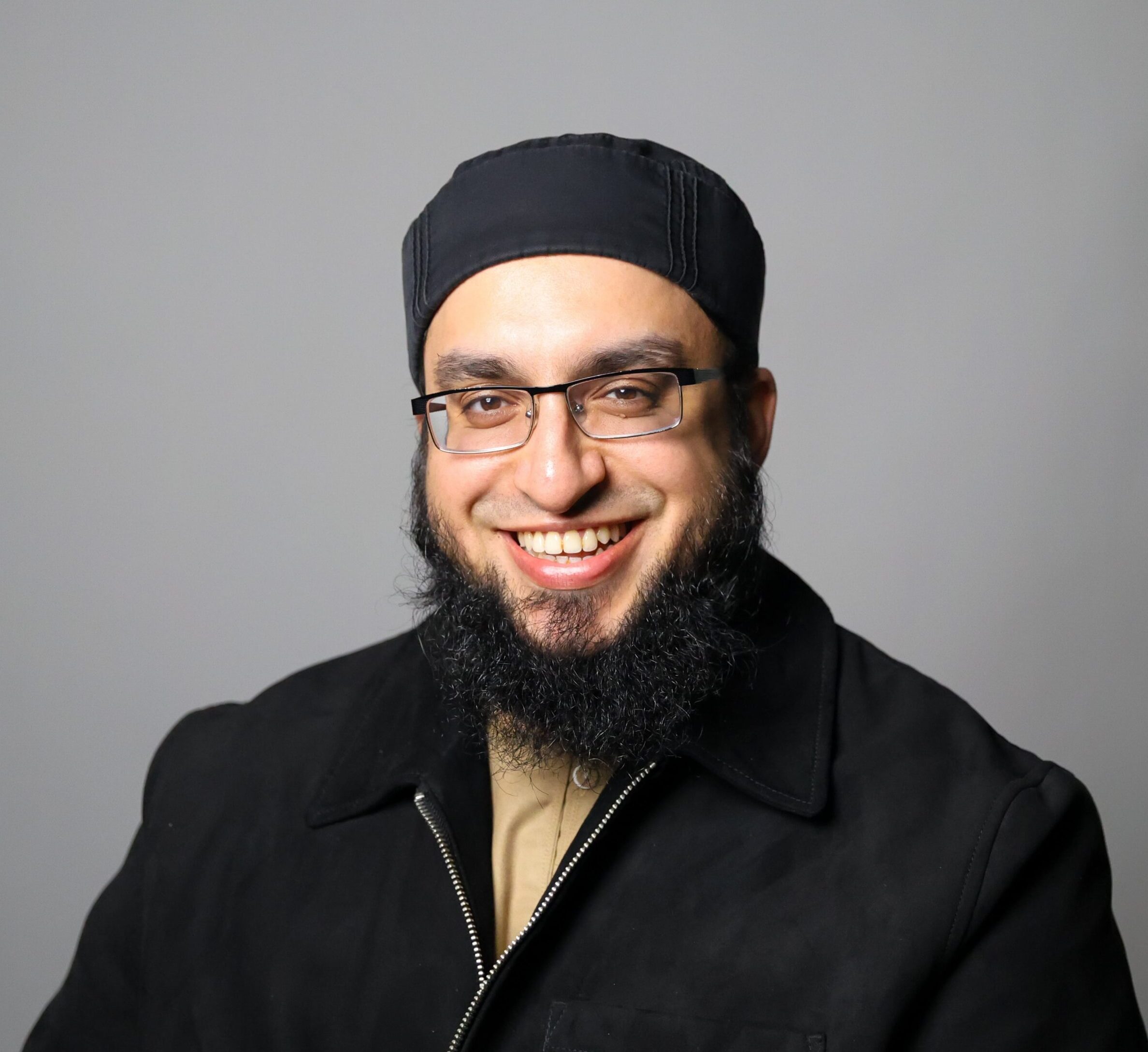 Portrait photo of Shaykh Usman Qamar